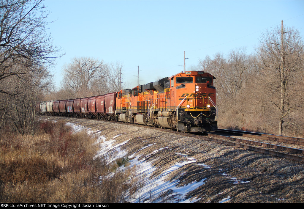 BNSF 9042 East